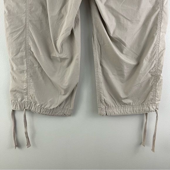 NEW YORK & CO. Y2K Khaki Beige Mid Rise Lightweight Cropped Capri Cargo Pants - Picture 12 of 14
